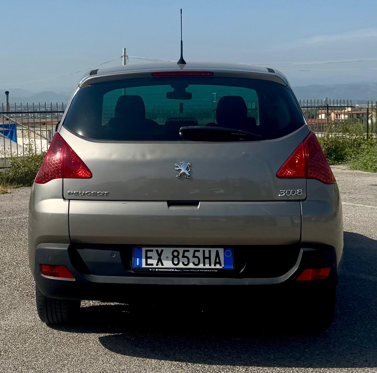 Peugeot 3008 1.6 HDi 115CV Business