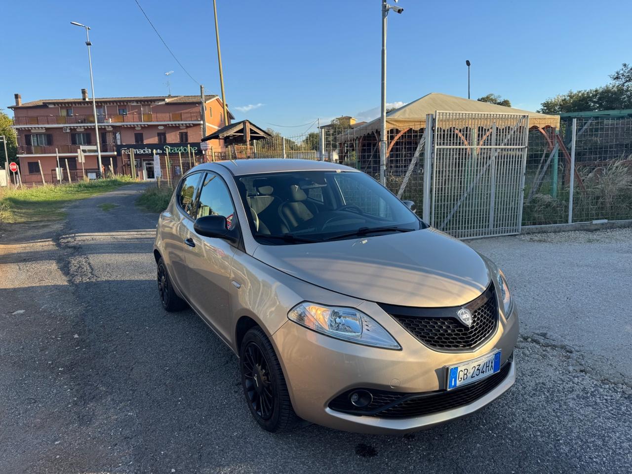 Lancia Ypsilon 1.2 69 CV 5 porte GPL Ecochic Gold NEOPATENTATI