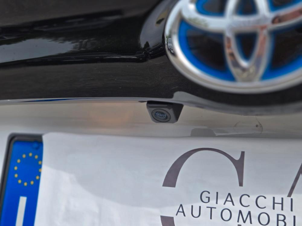 Toyota Yaris 1.5h Business