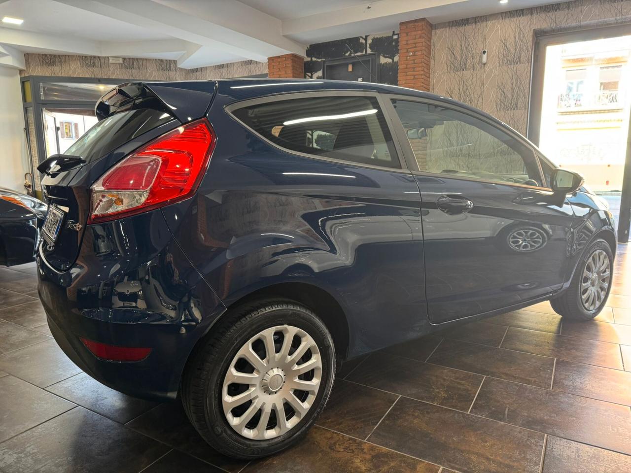 Ford Fiesta 1.4 3 porte Bz.- GPL