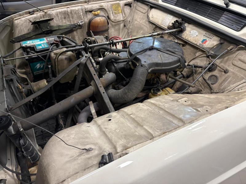 RENAULT 4 1.0 BENZ 32 CV UNICOPROPRIETARIO