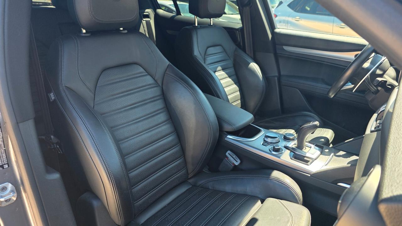 Stelvio Q4 VELOCE - 2.2 Td 210cv AT8