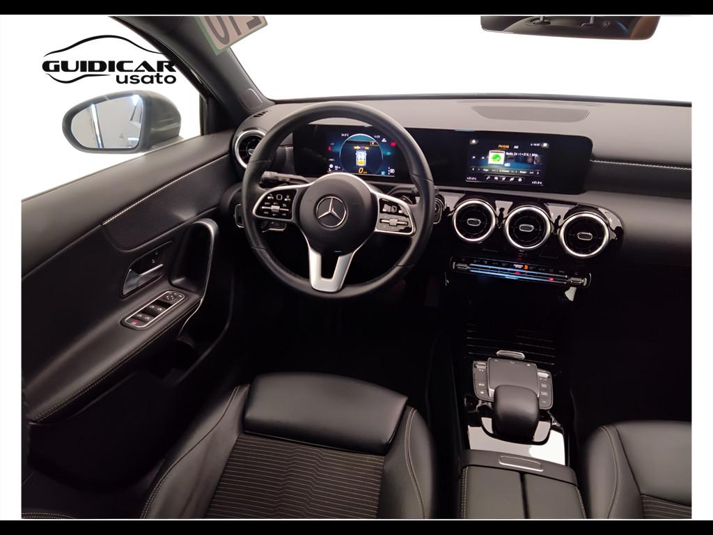 Mercedes-Benz Classe A - W177 2018 - A 180 d Sport auto