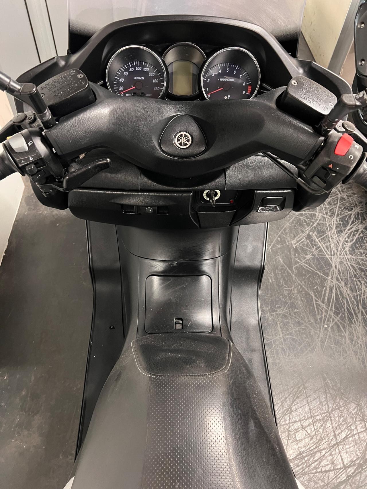Yamaha Majesty 400
