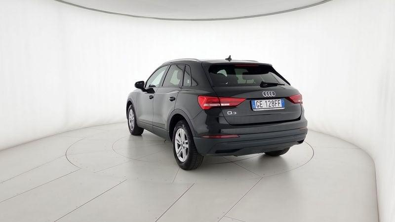 Audi Q3 35 TDI S tronic Business