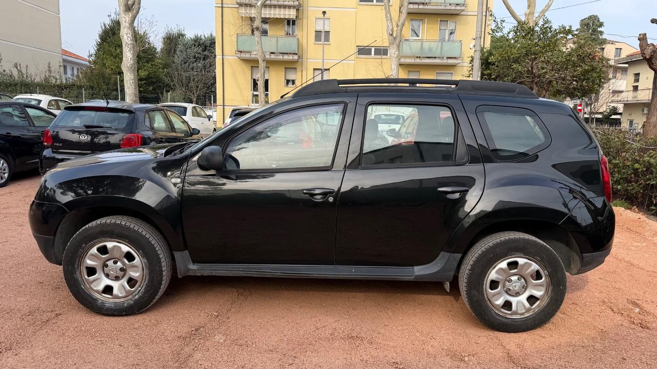 Dacia Duster 1.6 benzina 110CV 4x2 Lauréate
