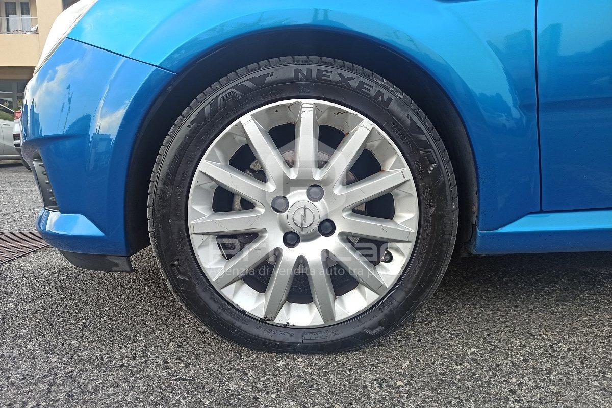 OPEL Tigra TwinTop 1.3 CDTI Sport