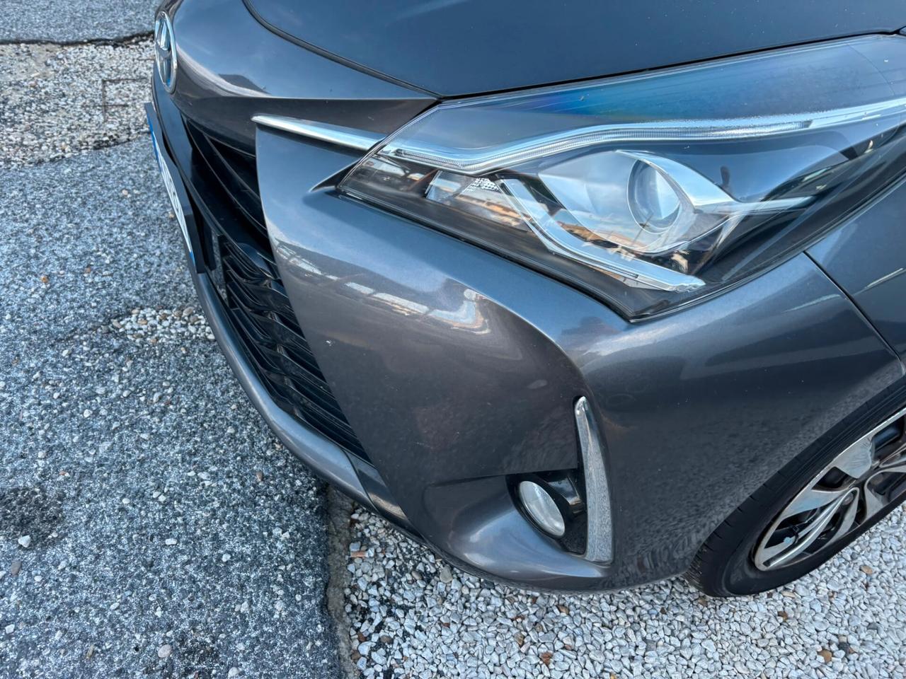Toyota Yaris 1.5 Hybrid 5 porte Active