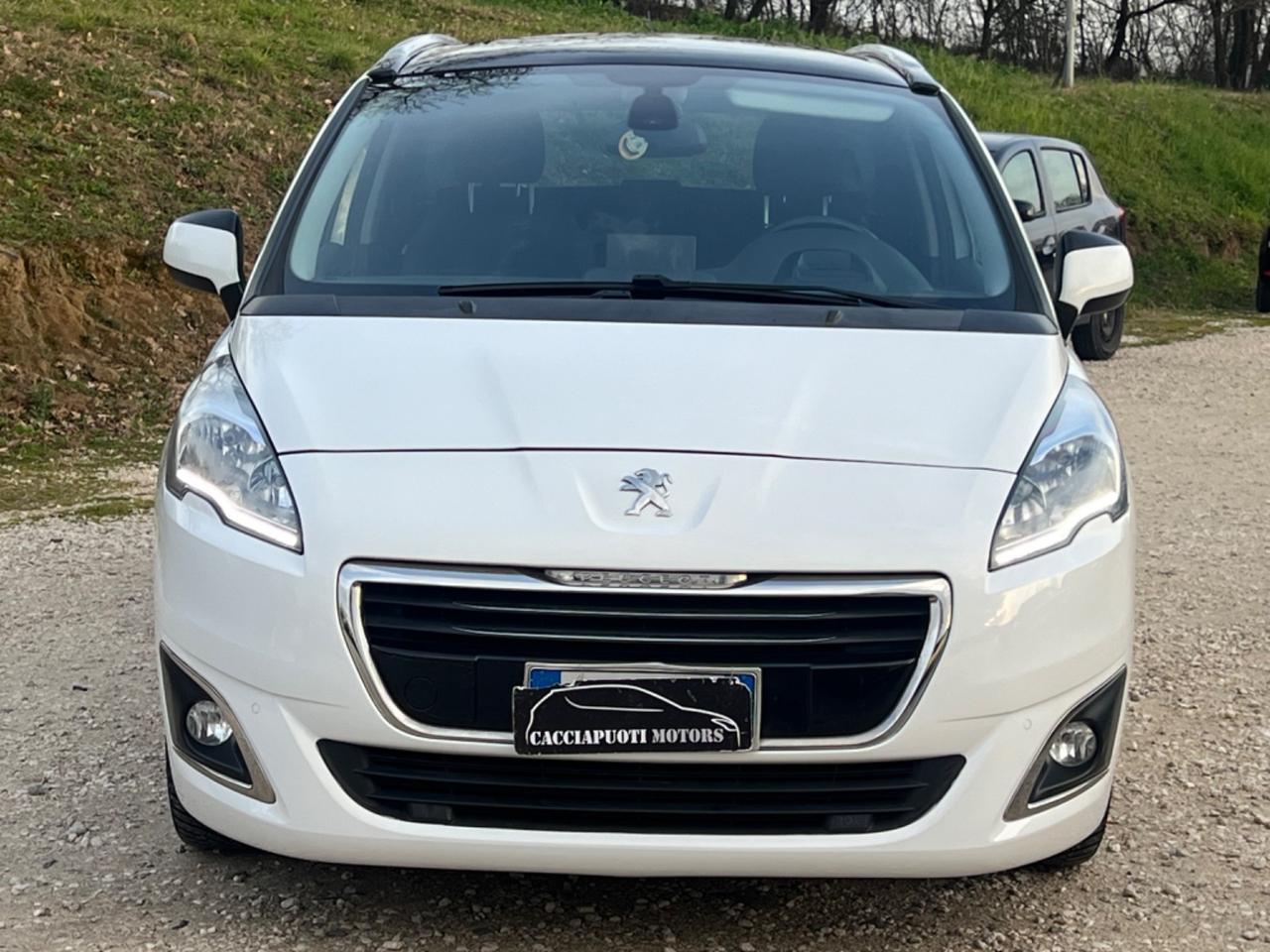 Peugeot 5008 1.6 hdi 7 POSTI PERMUTE RATE GARANZIA