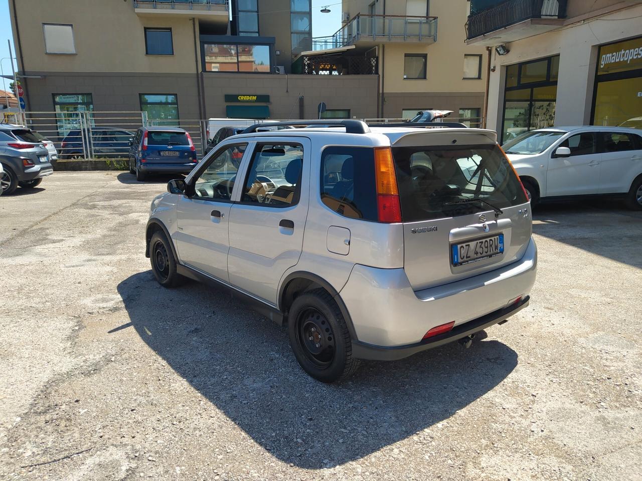 Suzuki Ignis 1.5 16V cat 4WD IMP. METANO GANCIO TRAINO
