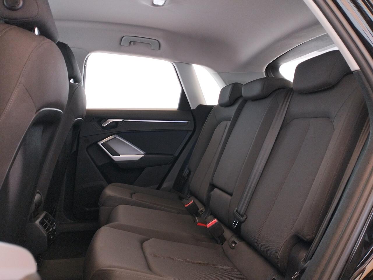 Audi Q3 35 TDI S tronic