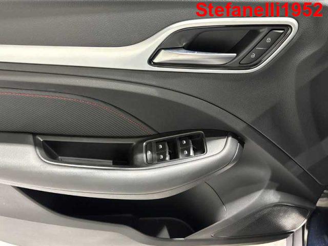 MG ZS MCE - MG 1.0T 6MT LUXURY Benzina - Black - Simil