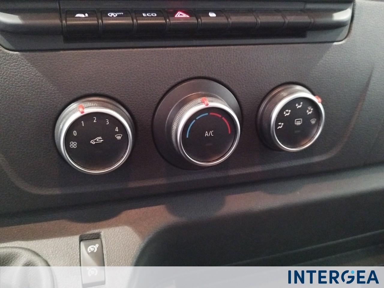 RENAULT Master T35 2.3 energy dci 150cv L2H2 Ice