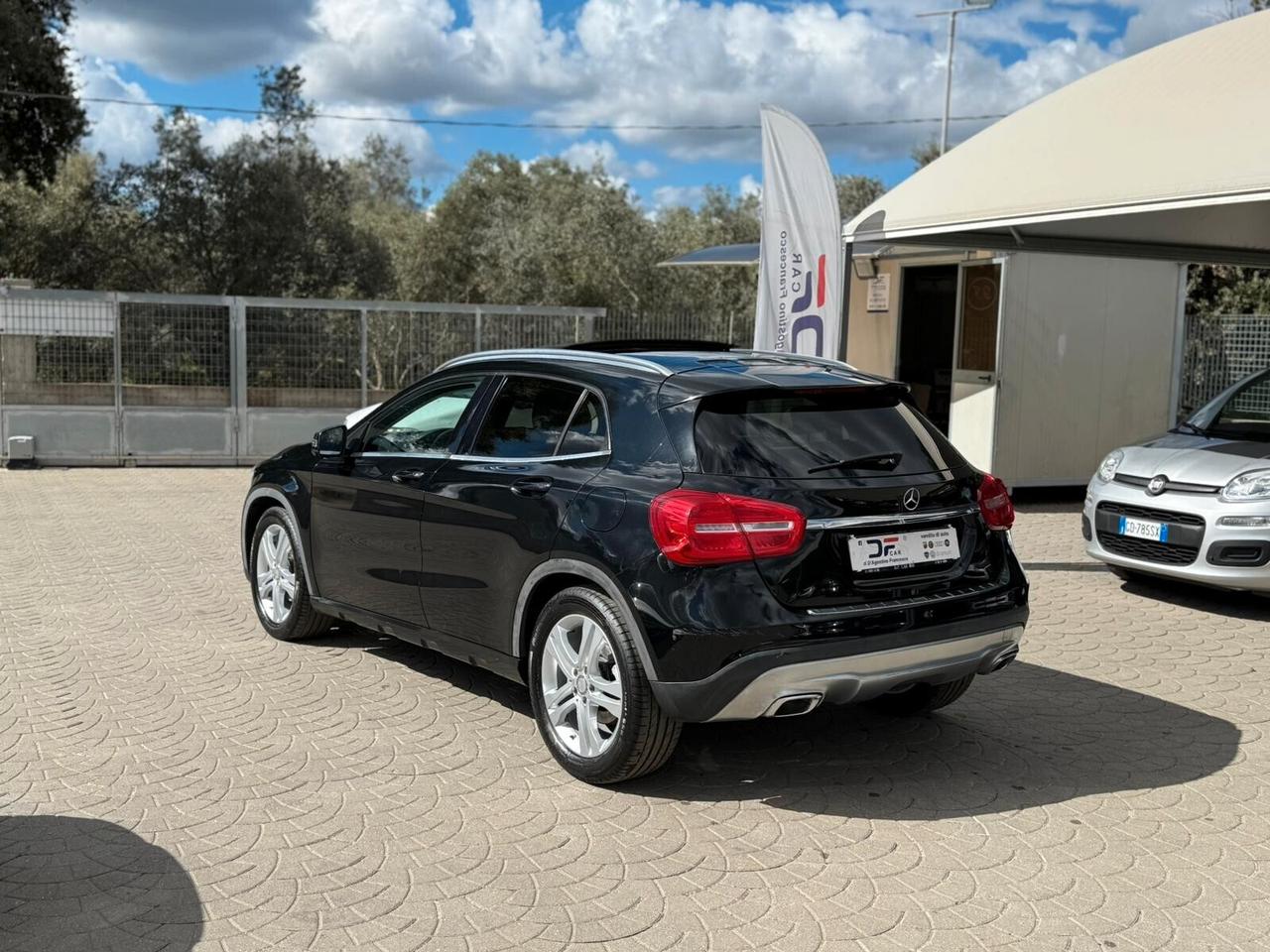 Mercedes-benz GLA 180 d Premium