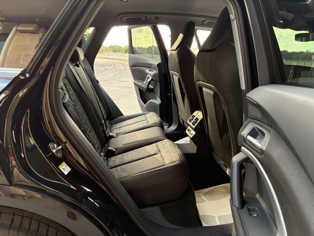 AUDI Q5 2.0 TDI mHEV+ S tronic quattro S line edition.
