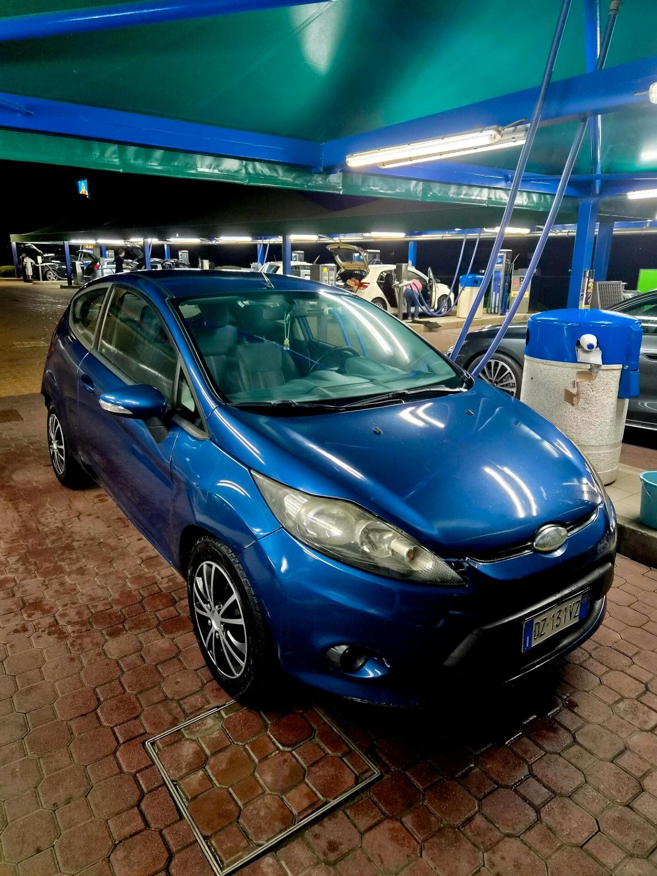Ford Fiesta 1.4 3 porte Bz.- GPL Titanium
