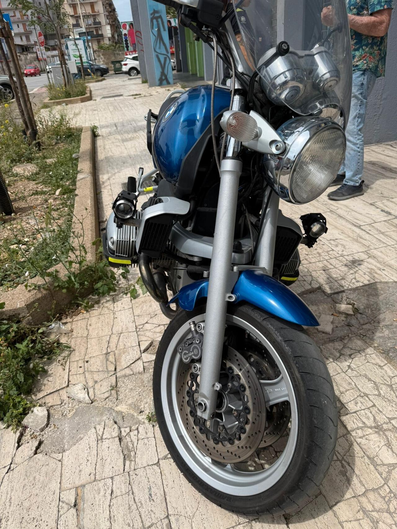 BMW R850R