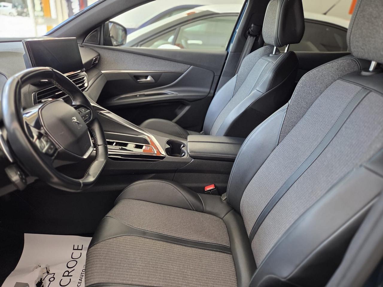 PEUGEOT 3008 BlueHDI 130 EAT8 S&S Allure Pack 2023