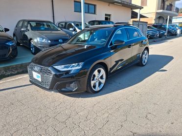 Audi A3 SportBack 2.0 TDI PELLE-TETTO-CERCHI 18