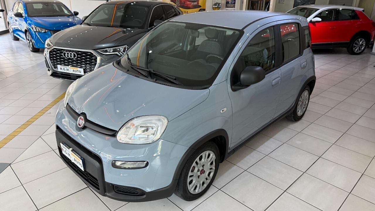 Fiat Panda 1.0 FireFly S&S Hybrid City Life TOUCH + BLUETHOOT + BLOCK SHAFT