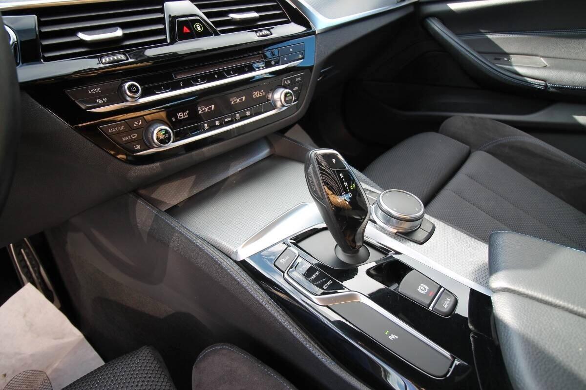 Bmw 520d Msport 190cv auto | 2017