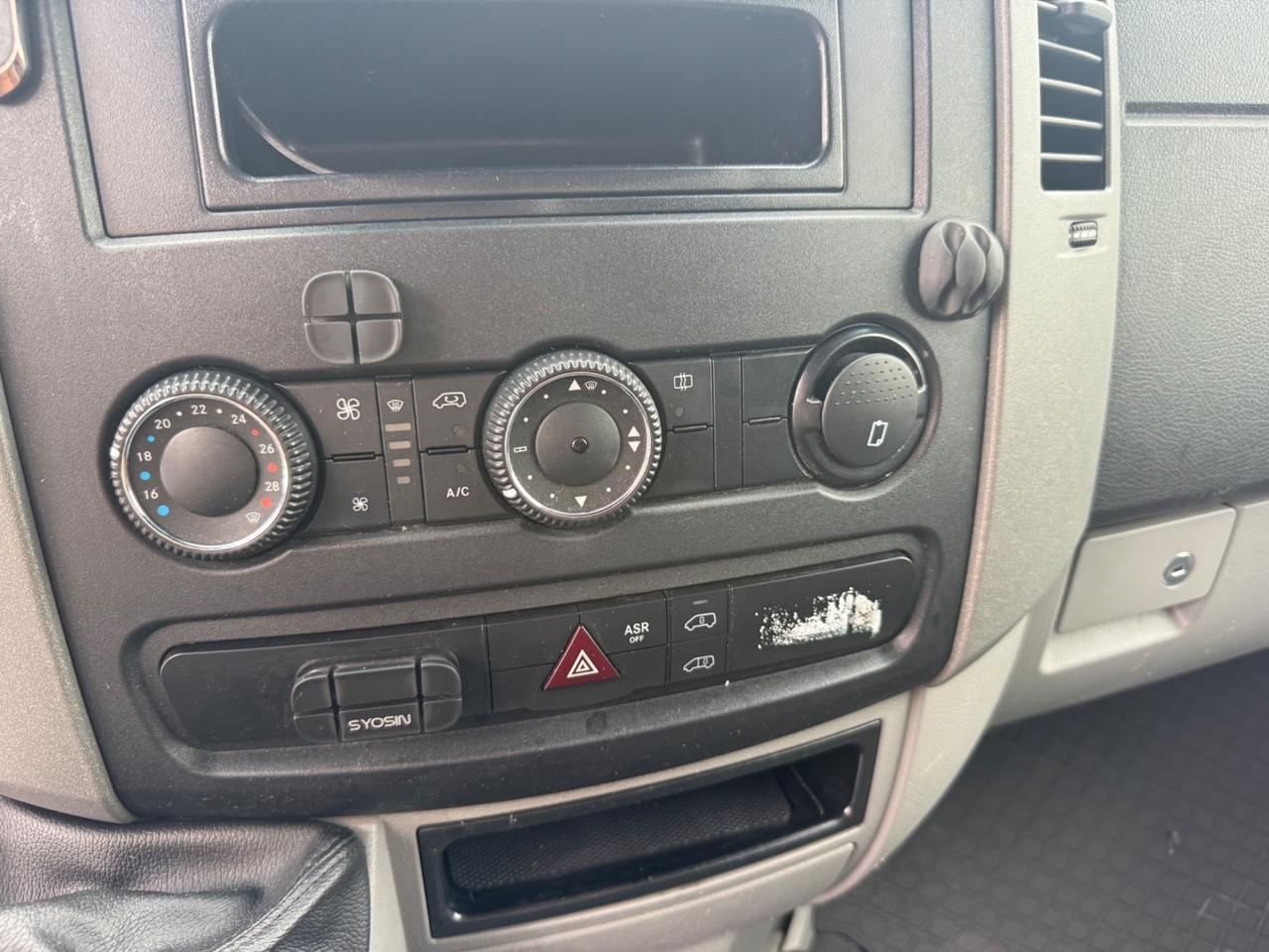 Mercedes Benz Sprinter