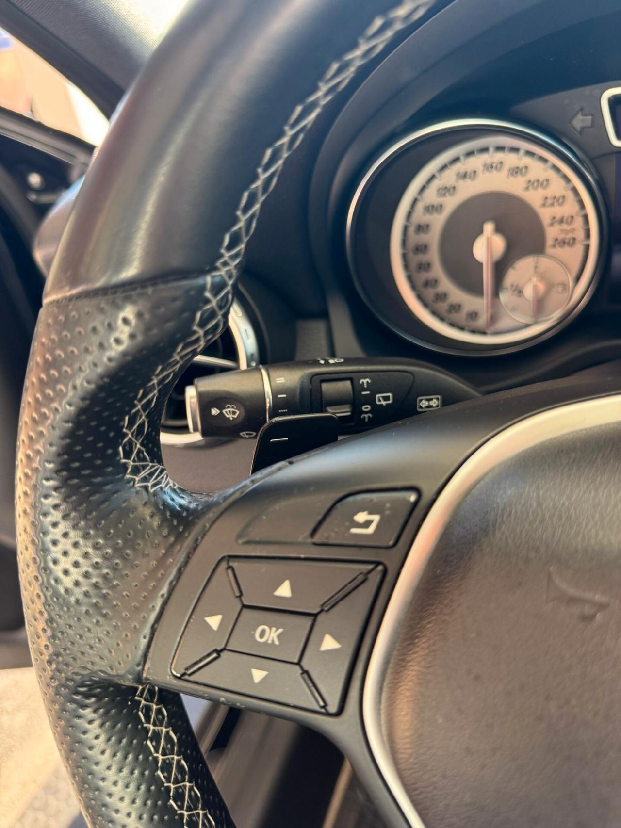 Mercedes-benz GLA 220 CDI Automatic 4Matic Premium