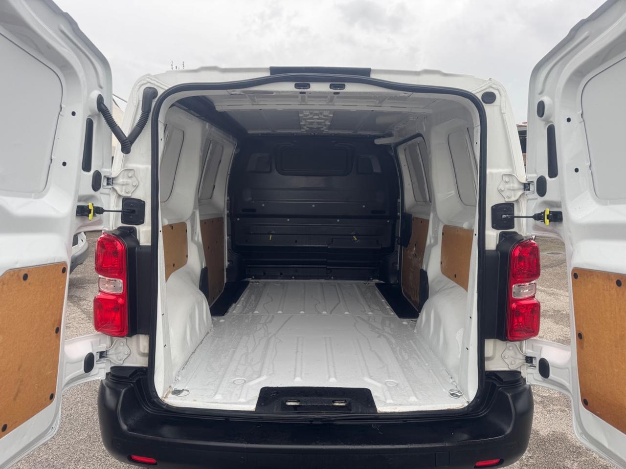 Citroen Jumpy BlueHDi 115 con Porta laterale