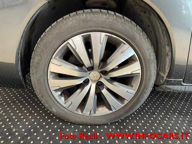 PEUGEOT 3008 1.6 HDi 115CV Active