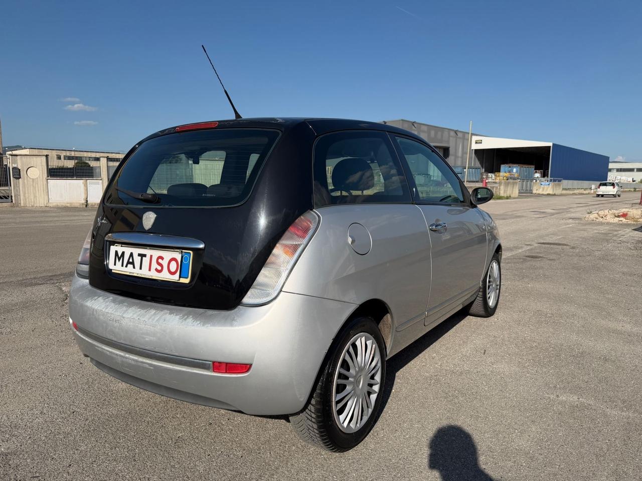 Lancia Ypsilon MODAMILANO 150000 KM