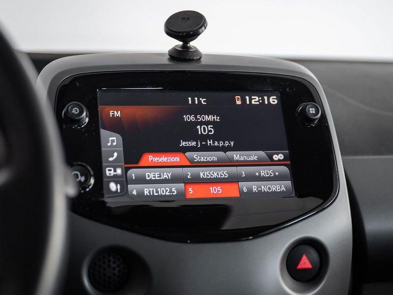 Toyota Aygo Aygo Connect 1.0 VVT-i 72 CV 5 porte x-play MMT