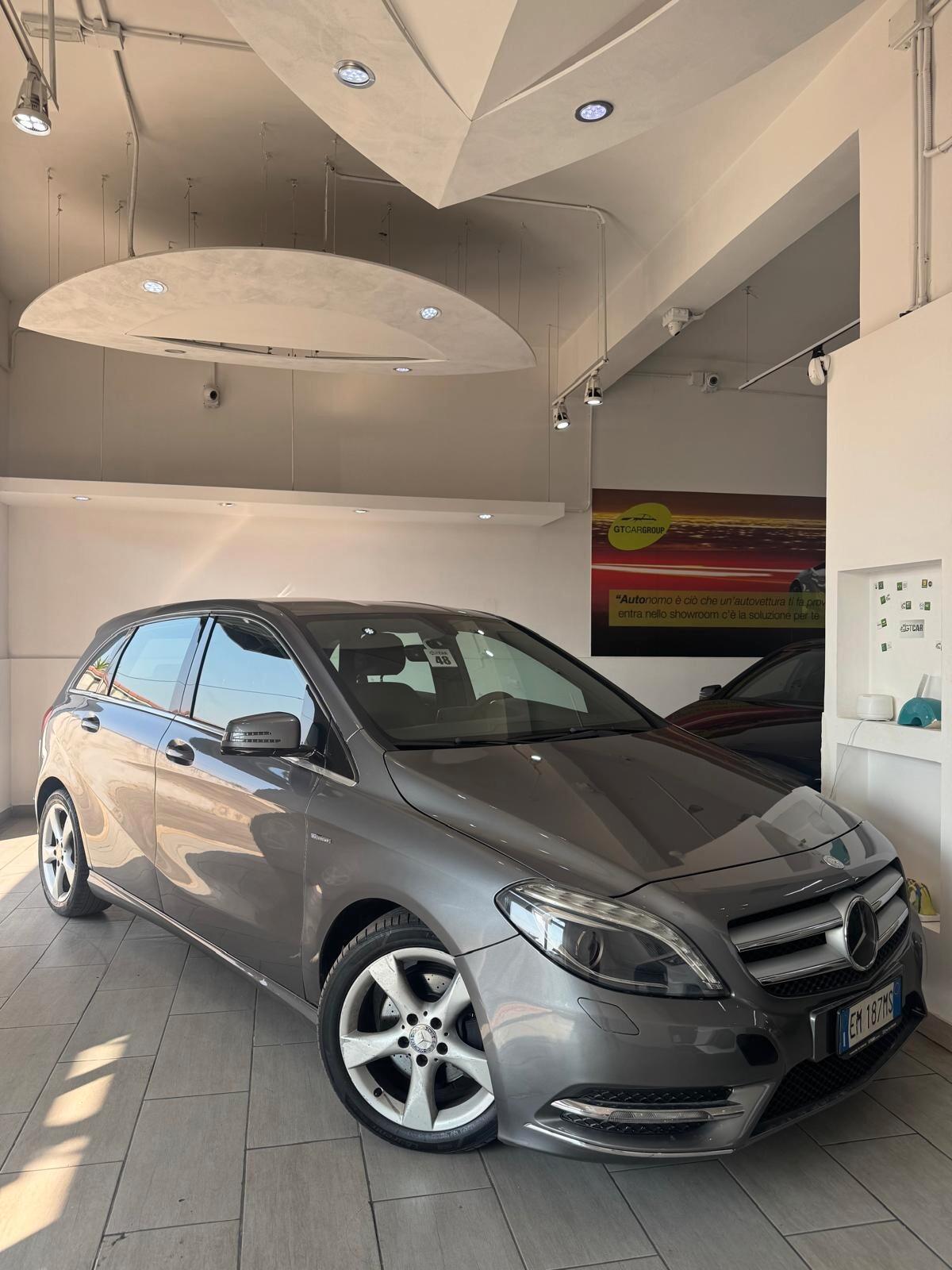 Mercedes-benz B 180 CDI BlueEFFICIENCY Premium