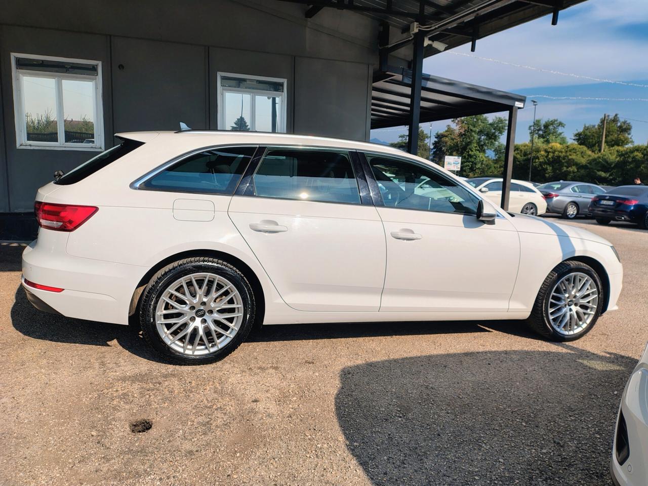 Audi A4 2.0 TDI 150 CV ultra Business Sport