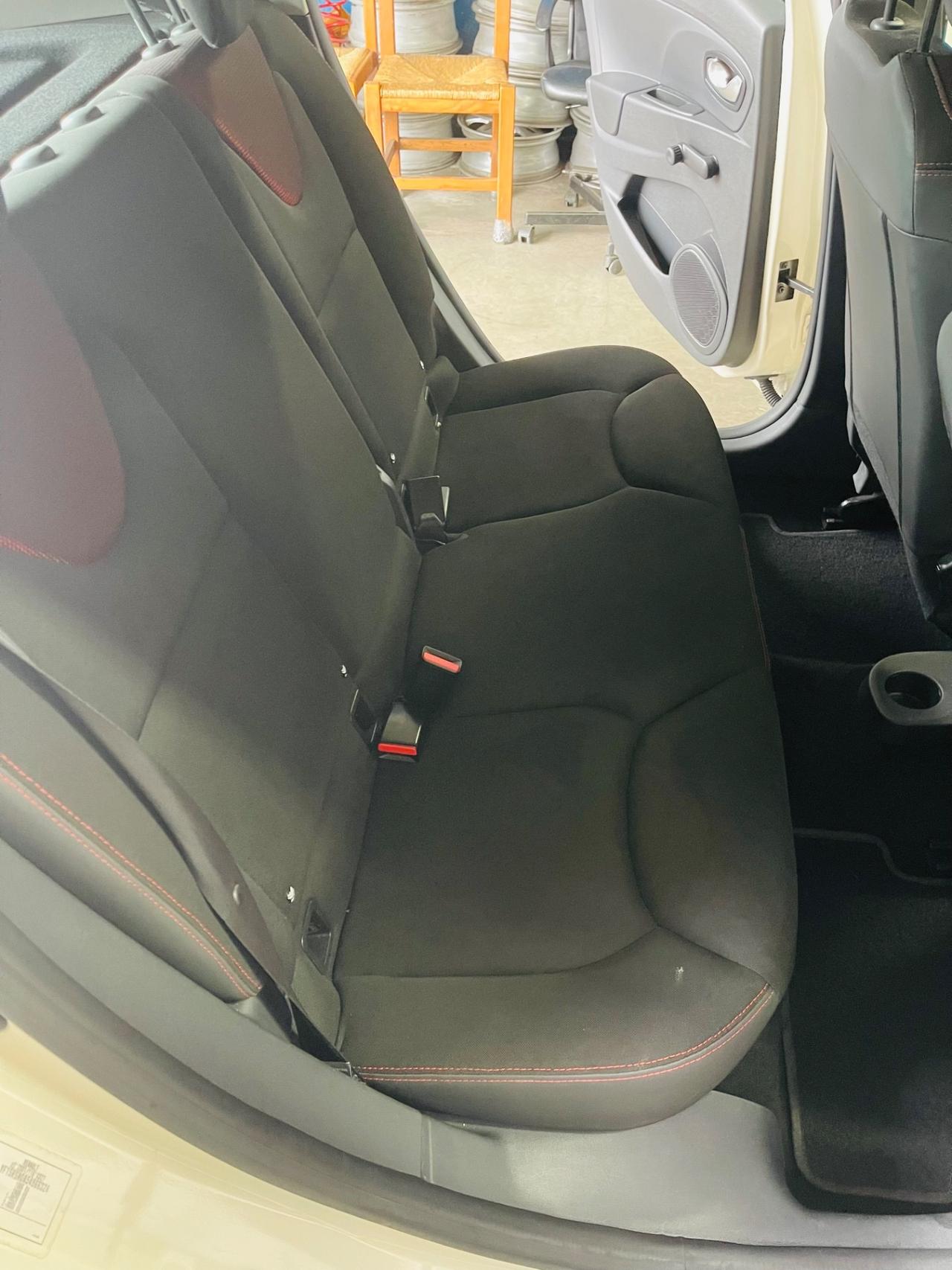 Renault Clio 1.2 75CV 5 porte Van