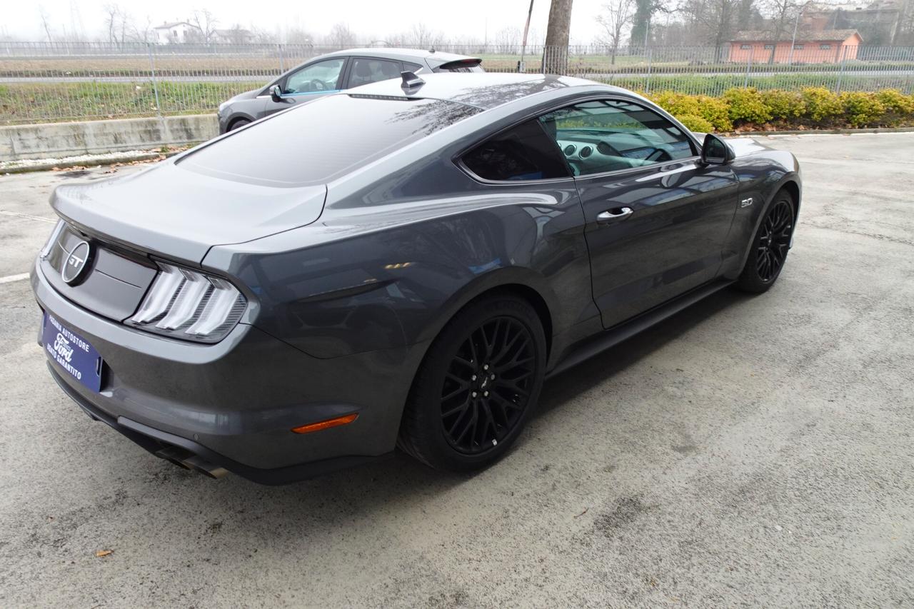 Ford Mustang Fastback 5.0 V8 aut. GT