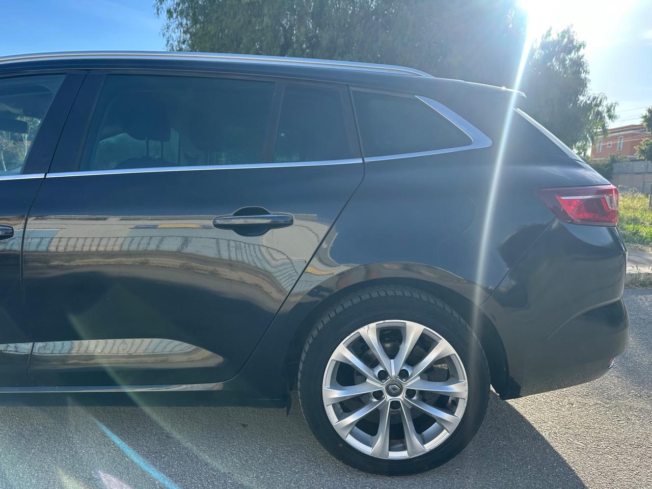 Renault MEGANE 1.5 DIESEL 2017 - AUTOMATICA