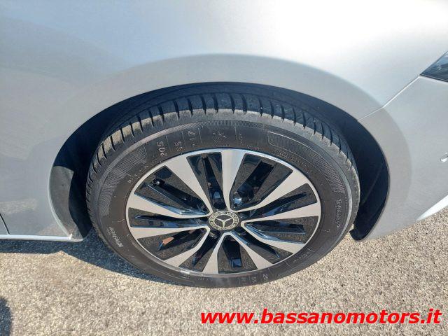 MERCEDES-BENZ A 250 e hybrid EQ Business Plug In Hybrid