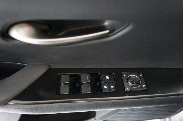 LEXUS UX 250h Hybrid 2WD Business Italiana Ufficiale