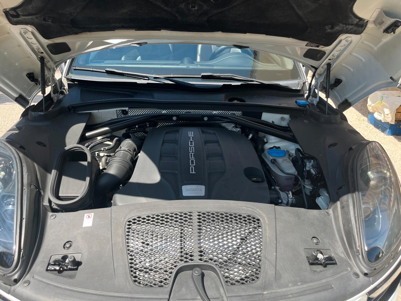 Porsche Macan S 3.0 FULL OPTIONAL 2016