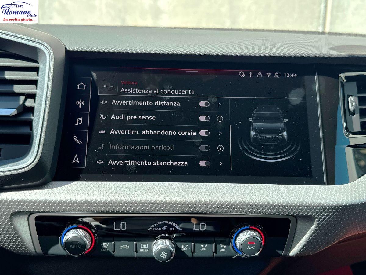 AUDI - A1 Sportback 30 TFSI S tronic Identity Black#S-LINE INTERNO!