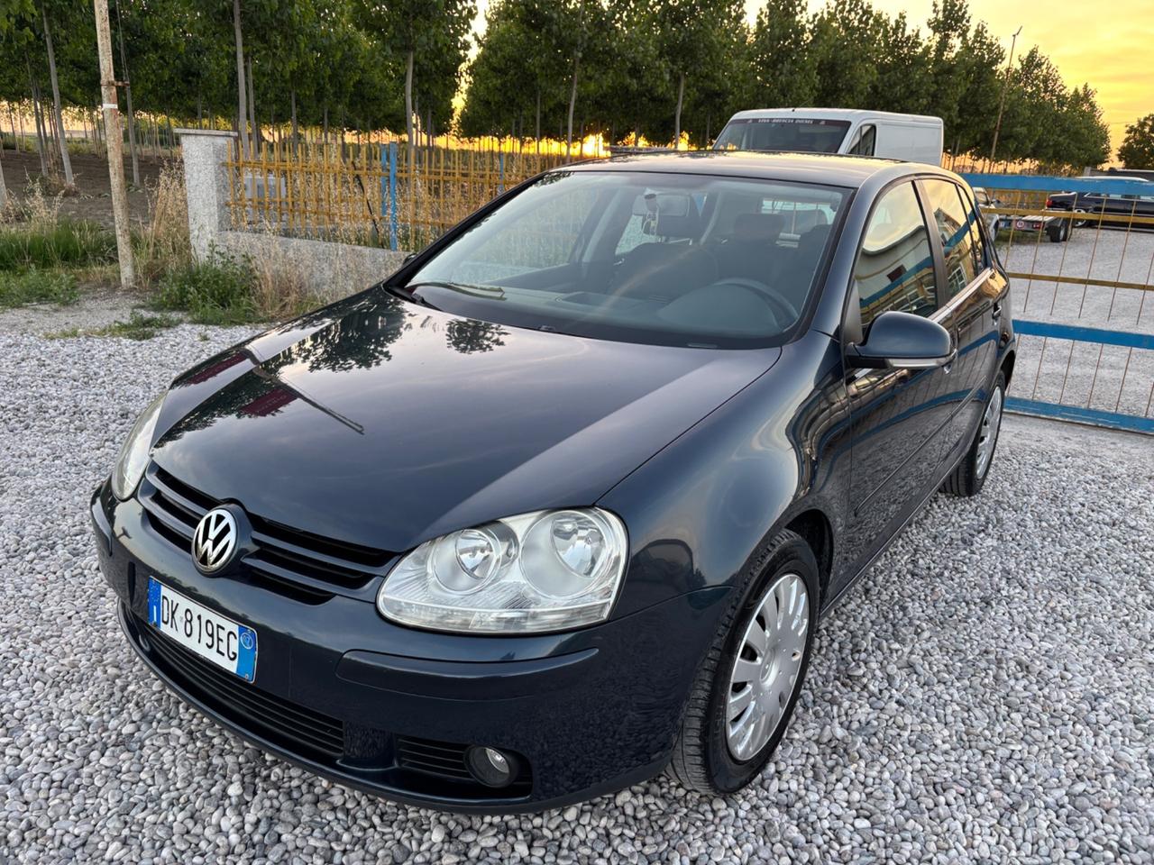 Volkswagen Golf 1.6 16V FSI 5p. Comfortline