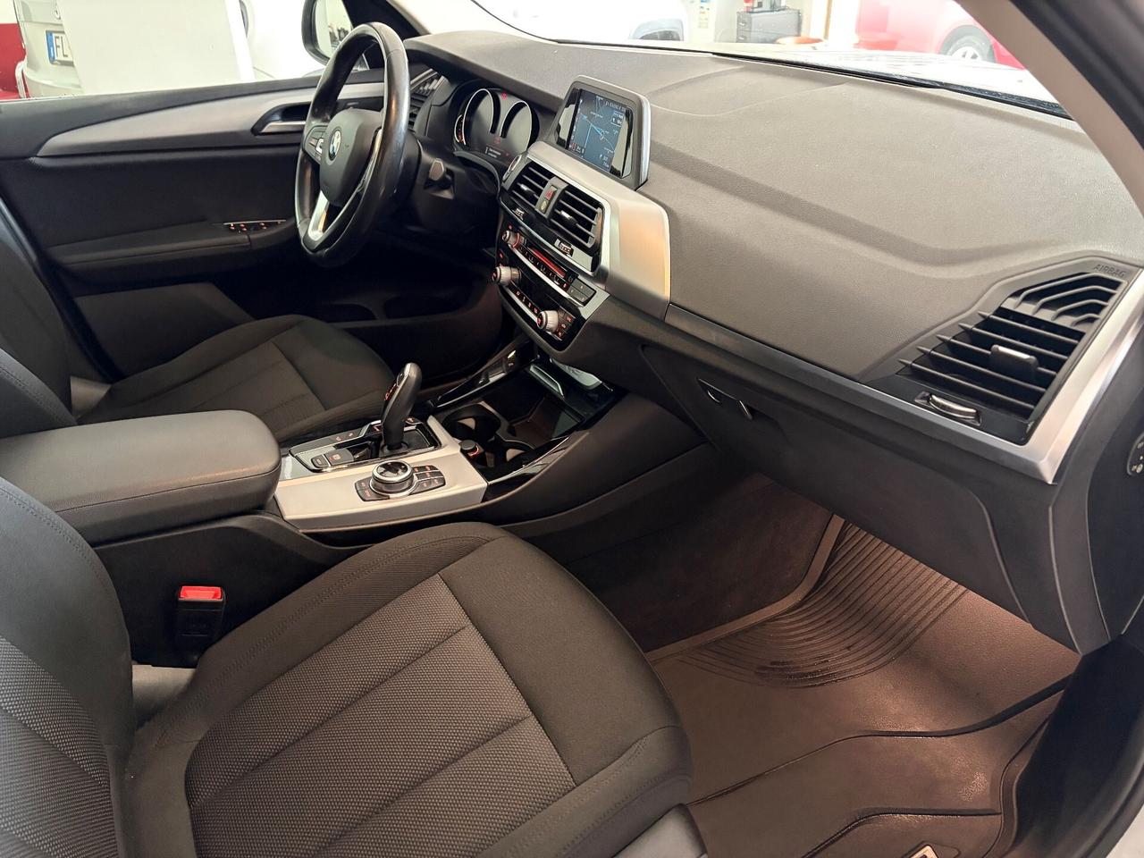 BMW X3 XDRIVE 20d BUSINESS ADVANTAGE