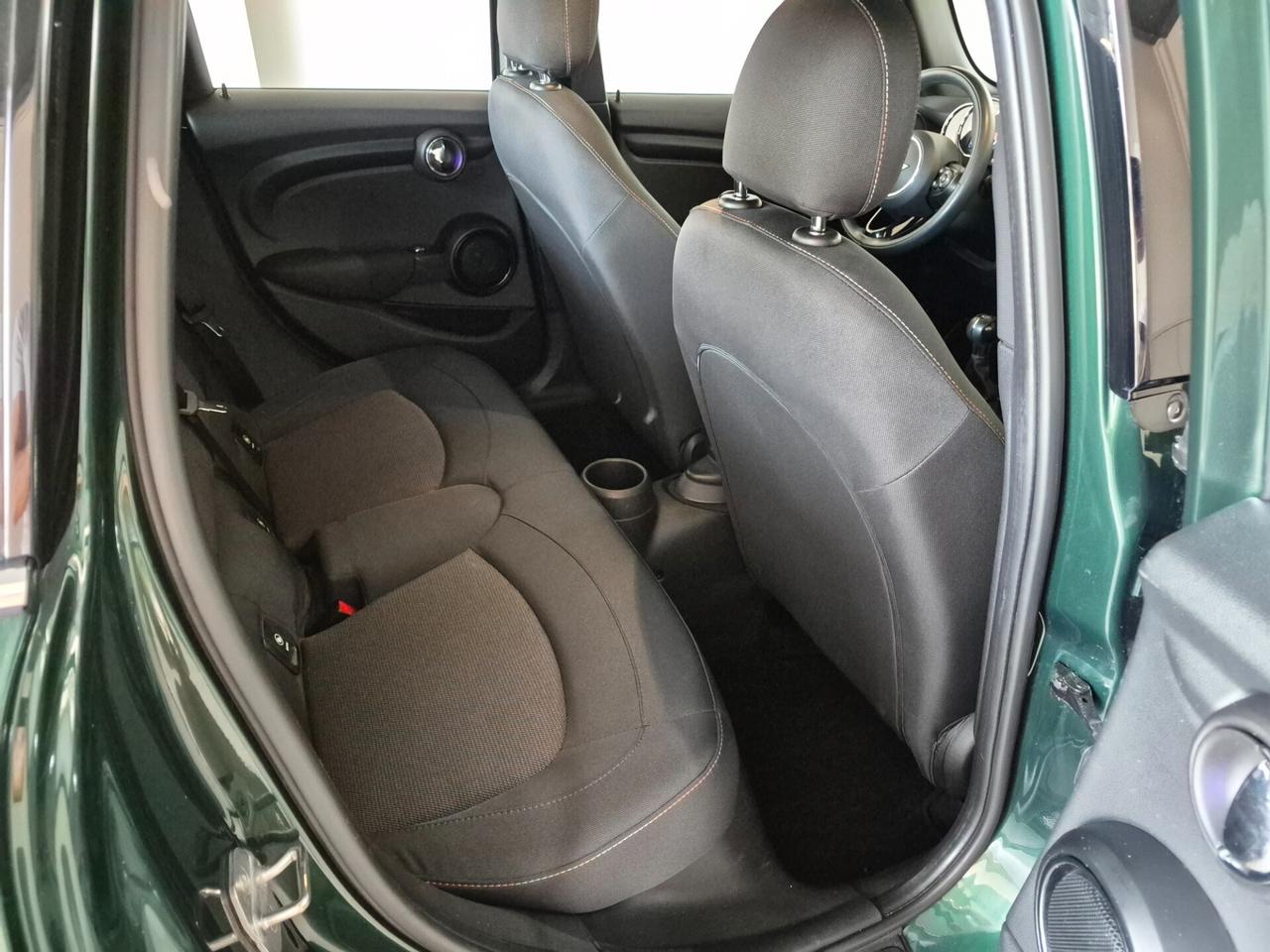 MINI Cooper D 1.5 *STORICO TAGLIANDI MINI* LED NAVI CLIMA AUTO