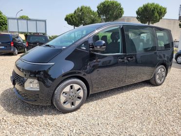 Hyundai Staria 2.2 AT 9 posti 4X4