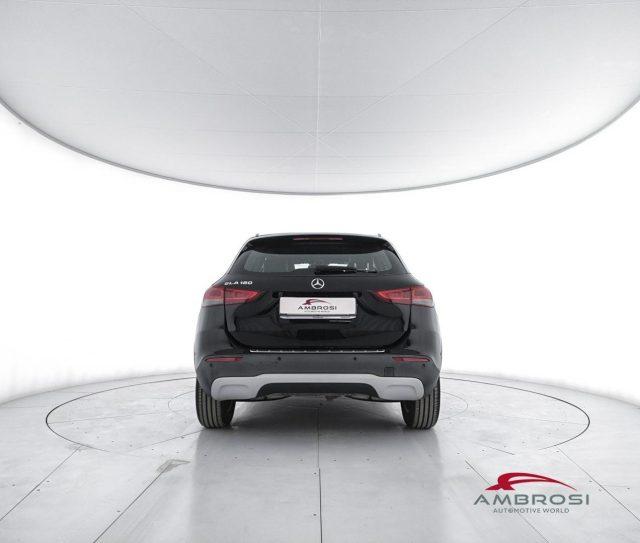 MERCEDES-BENZ GLA 180 180 Automatic Sport