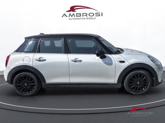 MINI Cooper D 5 porte 1.5 Hype Auto