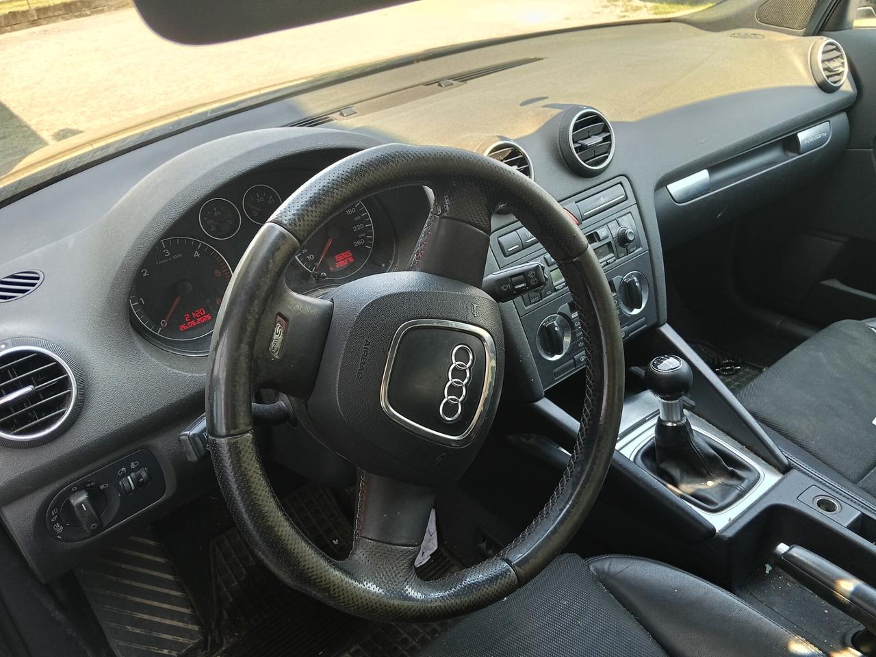Audi A3 SPB 2.0 16V TDI quattro Ambition