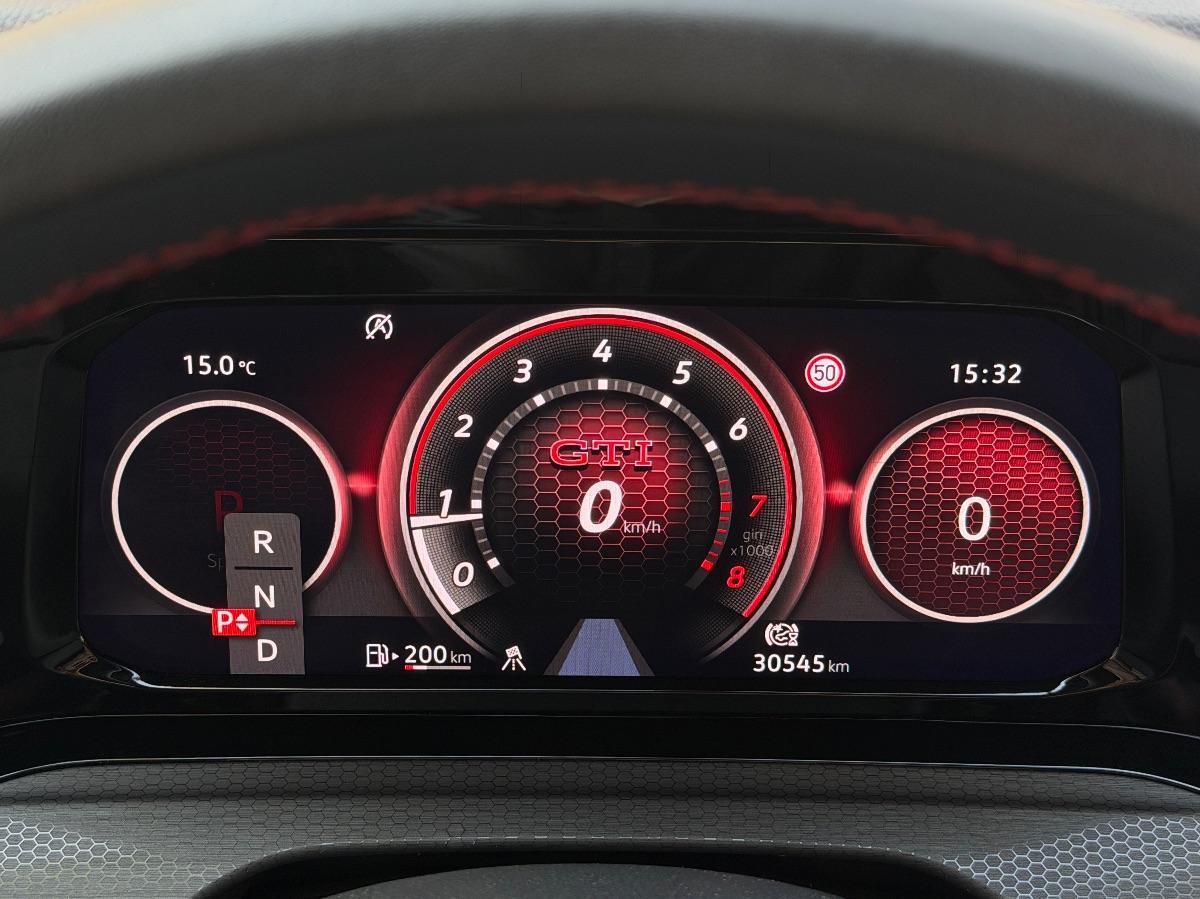 Volkswagen Golf 8 GTI 2.0 TSI 245 CV