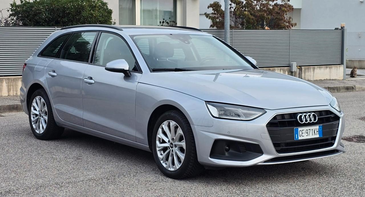 Audi A4 Avant 20 TDI/136 CV S tronic Business Advanced