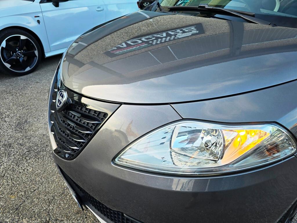 Lancia Ypsilon 1.2 69 CV GPL Ecochic Elefantino